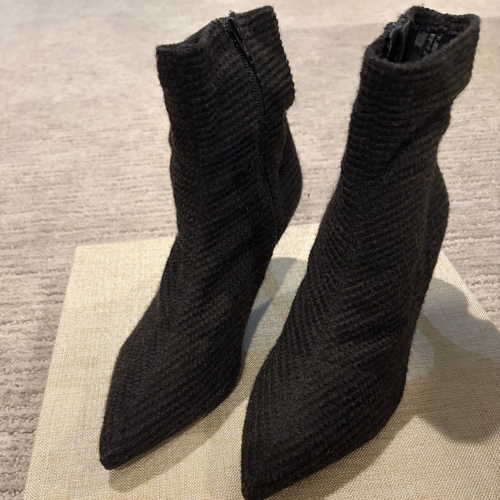NIC+ZOE Black Tweed Zip Up Booties
